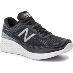 Buty NEW BALANCE - MMORBK Czarny. Czarne buty sportowe męskie New Balance, z tworzywa sztucznego, bez zapięcia, do biegania. W wyprzedaży za 349,00 zł.
