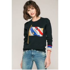 Tommy Hilfiger - Sweter Payton. Szare bez kategorii TOMMY HILFIGER, s, z bawełny, z okrągłym kołnierzem. W wyprzedaży za 539,90 zł.