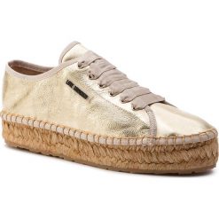 Espadryle LOVE MOSCHINO - JA10233G07JC0900 Platino. Żółte espadryle damskie Love Moschino, bez wzorów, ze skóry, bez obcasa, na płaskiej podeszwie. W wyprzedaży za 429,00 zł.