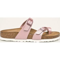Birkenstock - Klapki Mayari. Różowe klapki damskie Birkenstock, bez wzorów, ze skóry, bez obcasa, na obcasie. W wyprzedaży za 249,90 zł.