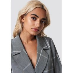 NA-KD Accessories Kolczyki koła Mini Oval - Silver. Szare kolczyki damskie NA-KD Accessories. Za 19,95 zł.