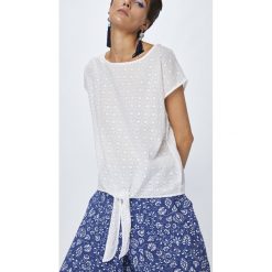 Medicine - Top Rustic Indigo. Białe bluzki damskie MEDICINE, s, bez wzorów, z bawełny, z okrągłym kołnierzem. W wyprzedaży za 49,90 zł.