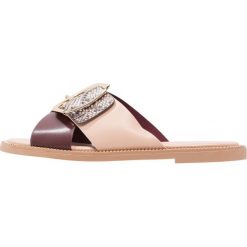 Chodaki damskie: River Island Wide Fit Klapki pink