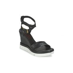 Sandały Airstep / A.S.98 FOLK. Czarne sandały damskie marki Airstep / A.S.98, bez wzorów, bez obcasa, bez zapięcia. Za 655,20 zł.
