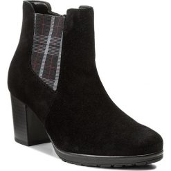 Botki GABOR - 75.541.37 Schwarz. Czarne buty zimowe damskie Gabor, z materiału, na obcasie. W wyprzedaży za 329,00 zł.