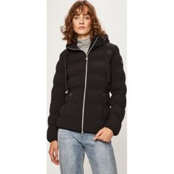 EA7 Emporio Armani - Kurtka. Niebieskie kurtki damskie EA7 Emporio Armani, s, bez wzorów, z elastanu, krótkie, z kapturem. W wyprzedaży za 639,90 zł.