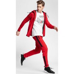 Bluza funkcyjna męska 4Hills BLMF200 - czerwony. Czerwone bluzy męskie xxl, bez wzorów, z dzianiny, z kapturem, bez rękawów, bez kaptura. Za 199,99 zł.