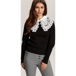Czarny Sweter Meridnell. Czarne swetry damskie Renee, s, bez wzorów, casualowe, bez rękawów, bez kaptura. Za 129,99 zł.
