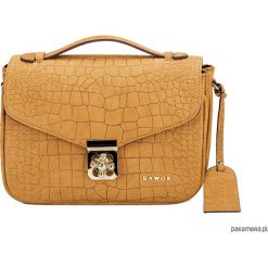 Skórzana torebka karmel Alessandra. Kuferki damskie Pakamera, w paski, ze skóry, eleganckie, na ramię, bez dodatków. Za 409,00 zł.