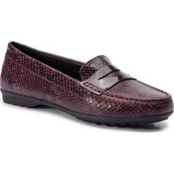 Mokasyny GEOX - D Elidia A D642TA 04102 C7B7J Bordeaux/Dk Burgundy. Czerwone mokasyny damskie Geox, ze skóry ekologicznej, na obcasie. W wyprzedaży za 339,00 zł.