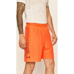 Under Armour - Szorty. Pomarańczowe spodenki sportowe męskie Under Armour, s, z nadrukiem, z poliesteru, sportowe. W wyprzedaży za 99,90 zł.