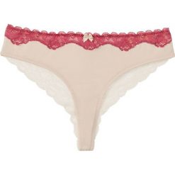 Stringi bonprix cielisto-dymny malinowy. Brązowe stringi damskie marki bonprix, w koronkowe wzory, z bawełny. Za 12,99 zł.