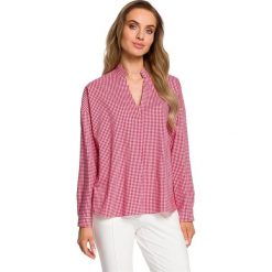 Koszula tunika oversize w kratkę - czerwona. Czerwone tuniki damskie Moe, do pracy, s, z nadrukiem, z elastanu, eleganckie, z asymetrycznym kołnierzem, bez rękawów. W wyprzedaży za 129,00 zł.