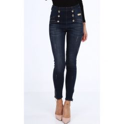 Niebieskie jeansy na co dzień RR7046. Niebieskie jeansy damskie Fasardi, s. Za 169,00 zł.