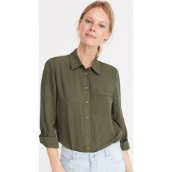 Gładka koszula z wiskozy - Khaki. Brązowe koszule damskie Reserved, bez wzorów, z wiskozy, bez kołnierzyka, bez rękawów. Za 79,99 zł.