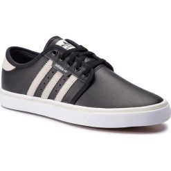 Buty adidas - Seeley DB3146 Cblack/Rawwht/Ftwwht. Czarne buty sportowe męskie Adidas, na co dzień, bez wzorów, ze skóry, klasyczne, bez zapięcia. Za 299,00 zł.