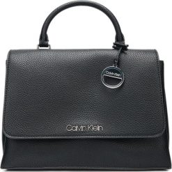 Calvin Klein Torebka Czarny. Czarne torebki klasyczne damskie Calvin Klein, w paski, z materiału, bez dodatków. Za 686,95 zł.