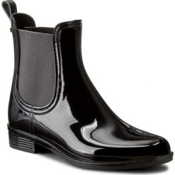 Kalosze TOMMY HILFIGER - Odette 6R FW56821556 Black 990. Czarne buty zimowe damskie marki TOMMY HILFIGER, z materiału, z okrągłym noskiem, na obcasie. W wyprzedaży za 199,00 zł.