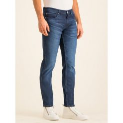 Jeansy Slim Fit Hugo 708 50417123. Niebieskie jeansy męskie HUGO, m, bez wzorów. W wyprzedaży za 309,00 zł.