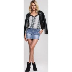 Niebieskie Szorty Incredulity. Niebieskie szorty damskie other, xl, bez wzorów, z denimu. Za 79,99 zł.