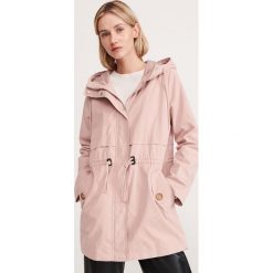 Parka z kapturem - Różowy. Różowe parki damskie Reserved, bez wzorów, z kapturem. Za 179,99 zł.