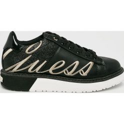 Guess Jeans - Buty Debora. Czarne buty sportowe damskie Guess Jeans, z aplikacjami, z jeansu, sportowe. W wyprzedaży za 399,90 zł.