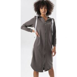 Ciemnoszara Bluza Melimelle. Szare bluzy damskie Born2be, xl, bez wzorów, bez rękawów, bez kaptura. W wyprzedaży za 69,99 zł.