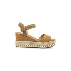 Sandały MTNG ZAPATILLAS MUJER. Brązowe sandały damskie mtng, bez wzorów, bez obcasa, bez zapięcia. Za 168,24 zł.