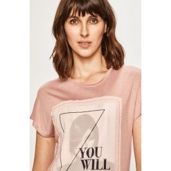 Only - T-shirt. Różowe bluzki damskie ONLY, s, z aplikacjami, z wiskozy, z okrągłym kołnierzem. W wyprzedaży za 49,90 zł.