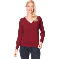 Swetry klasyczne damskie: Sweter w kolorze bordowym