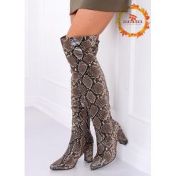 Muszkieterki skóra węża DA28 KHAKI SNAKE. Brązowe kozaki damskie FunKee.pl, ze skóry ekologicznej, bez obcasa, na zamek. Za 198,99 zł.