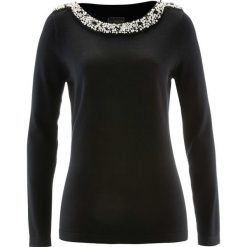 Sweter Premium z aplikacją z perełek bonprix czarny. Czarne swetry damskie bonprix, z aplikacjami, eleganckie, bez rękawów, bez kaptura. Za 129,99 zł.