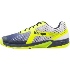 Kempa FLY HIGH WING Obuwie do piłki ręcznej navy/white/fluo yellow. Niebieskie buty do koszykówki męskie Kempa, z gumy. Za 419,00 zł.
