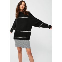 Sweter z półgolfem. Czarne swetry damskie Moodo, xs, bez wzorów, bez rękawów, bez kaptura. Za 49,99 zł.