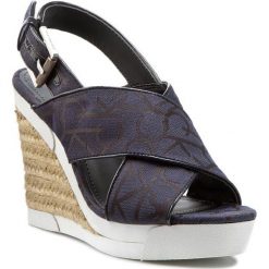 Espadryle CALVIN KLEIN JEANS - Elaine RE9607 Blue/Blue. Niebieskie espadryle damskie marki Calvin Klein Jeans, bez wzorów, z jeansu, bez obcasa, na obcasie. W wyprzedaży za 299,00 zł.