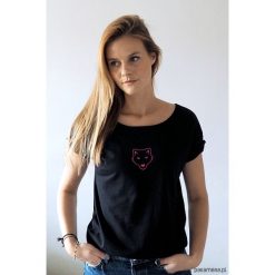 Wolf t-shirt black. Czarne t-shirty damskie Pakamera, bez wzorów, z jeansu, bez kołnierzyka. Za 69,00 zł.