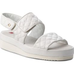 Sandały HÖGL - 5-101420 White 0200. Klapki damskie HÖGL. W wyprzedaży za 349,00 zł.