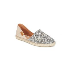 Espadryle Pataugas ESTEVE-LEO-LEO. Pomarańczowe espadryle damskie marki Pataugas, bez wzorów, bez obcasa. Za 279,20 zł.