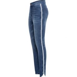 Dżinsy Super Skinny w krótszej długości, z połyskującą wstawką bonprix niebieski "stone”. Niebieskie jeansy damskie bonprix, z jeansu. Za 109,99 zł.