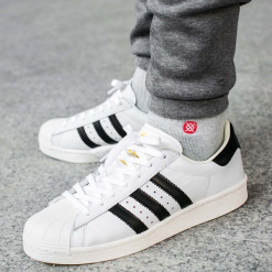 Buty adidas Superstar Boost "Running White" (BB0188). Białe buty skate męskie Adidas, z materiału, adidas superstar. Za 199,99 zł.