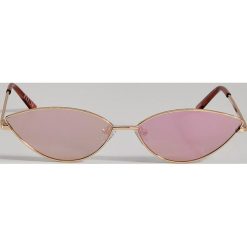 Wąskie okulary przeciwsłoneczne w stylu retro - Wielobarwn. Szare okulary przeciwsłoneczne damskie marki Mohito, retro. Za 49,99 zł.