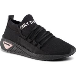 Sneakersy Diesel S-Kb Slg W Y02107 P3021 T8013. Czarne półbuty damskie Diesel. W wyprzedaży za 379,00 zł.