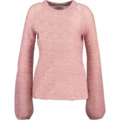 Swetry klasyczne damskie: Second Female FANNY Sweter blush