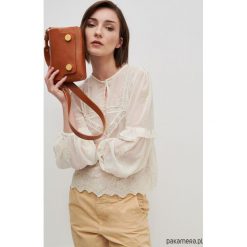 Damska skórzana torebka Mini Modern Golden Eye. Torebki klasyczne damskie Pakamera, bez wzorów, ze skóry, eleganckie, na ramię, z tłoczeniem, bez dodatków. Za 650,00 zł.