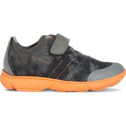 Geox tenisówki chłopięce Nebula 33 szare. Szare buty chłopięce sportowe Geox, bez zapięcia. W wyprzedaży za 279,00 zł.
