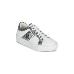 Buty Dziecko Guess JEWEL. Białe trampki dziewczęce Guess, z aplikacjami, bez zapięcia. Za 237,20 zł.