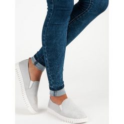 Trampki damskie slip on: Szare zamszowe slipony TULLO odcienie szarości i srebra