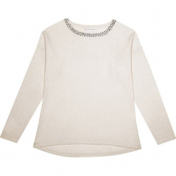 Sweter kaszmirowy w kolorze kremowym. Białe swetry klasyczne damskie marki Ateliers de la Maille, z kaszmiru, z okrągłym kołnierzem. W wyprzedaży za 500,95 zł.