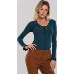Ciemnoniebieski Sweter Colette. Niebieskie swetry damskie Renee, na zimę, xl, bez wzorów, z dzianiny, casualowe, bez rękawów, długie, bez kaptura. Za 79,99 zł.