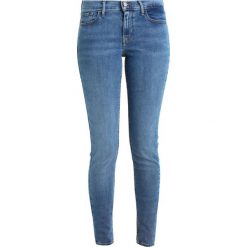 Levi's® INNOVATION SUPER SKINNY Jeans Skinny Fit chelsea angels. Niebieskie jeansy damskie marki Levi's®, z bawełny. W wyprzedaży za 359,10 zł.